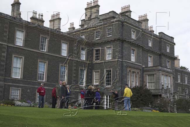 ESTATE WALKS_001